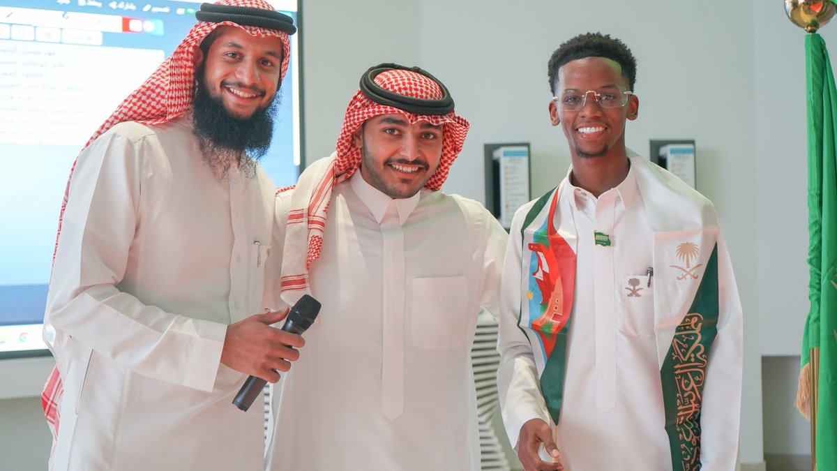 vcill01's tweet photo. I extend my sincere thanks and appreciation to Screen World for the efforts made in the 94th Saudi National Day Ceremony. Your efforts were clear and tangible, and contributed greatly to the success of this special day💚🇸🇦
@Screenworldme https://t.co/lbW1IFwxMd