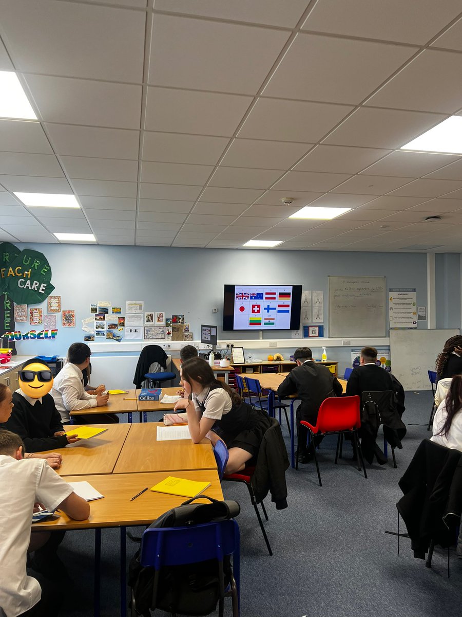 Lourdes Languages tweet media