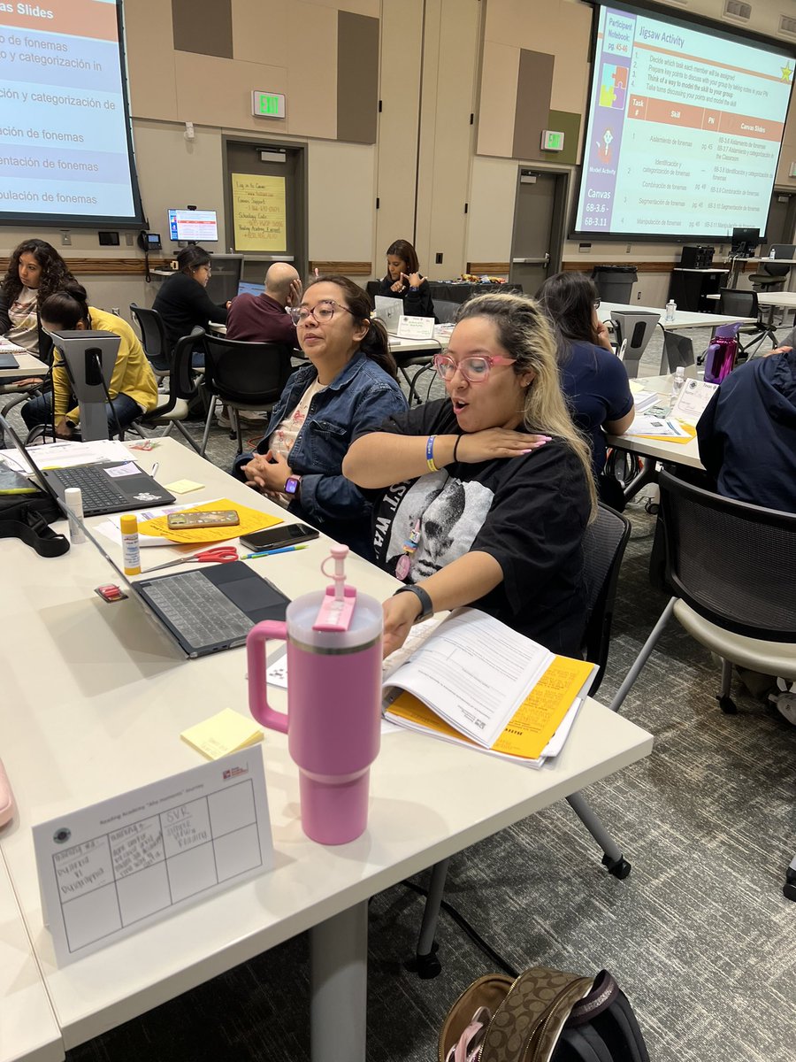 Day 2: Biliteracy Reading Academy participants are modeling phoneme manipulation with the use of scaffolds to make the task concrete for students. <a href="/AISD_RDG_ACAD/">AISD Reading Academy</a> <a href="/Best_Bulldogs/">Best Elementary</a> <a href="/Aliefsneed/">Sneed Elementary</a> <a href="/AliefISD/">Alief ISD</a> <a href="/AliefLearns/">AliefLearns</a>