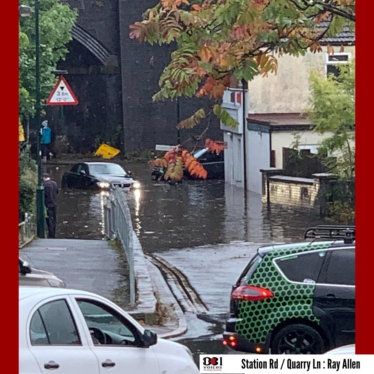 B31Voices's tweet photo. ☔️ #SWBrumRainWatch ☔️ #FLOODING around Station Road / Quarry Lane / West Heath Road #Northfield 

Take care https://t.co/VWbsw0xewo