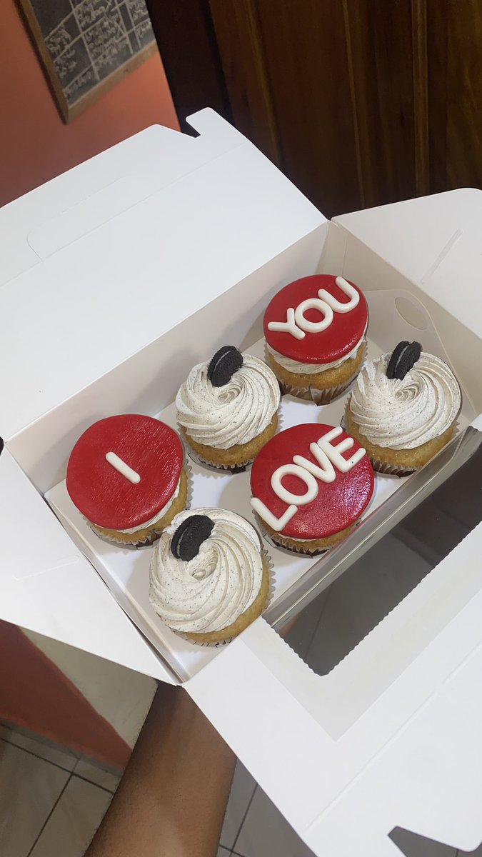 « Bonjour Cak’Tries! S’il vous plaît je voudrais quelque chose de spécial pour mon épouse »

Vous aussi commandez pour les personnes qui vous sont chers 🥰

📞 697421967
📍Yaoundé