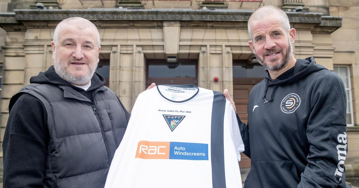 Former Dunfermline Athletic stars Stevie Crawford and Barry Nicholson have been looking ahead to an event recalling the 2004 Scottish Cup final. dlvr.it/TDjYN9