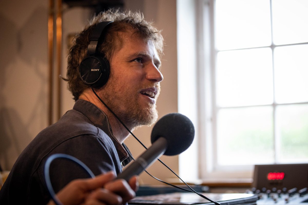 Earlier this week Johnny visited Peel Acres to delve into John Peel’s legendary record collection. You can listen back via bbc.co.uk/programmes/m00…