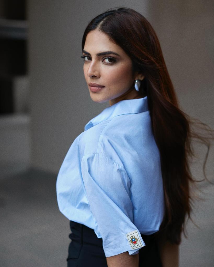 GYanfbea8AAFSuE?format=jpg&name=medium