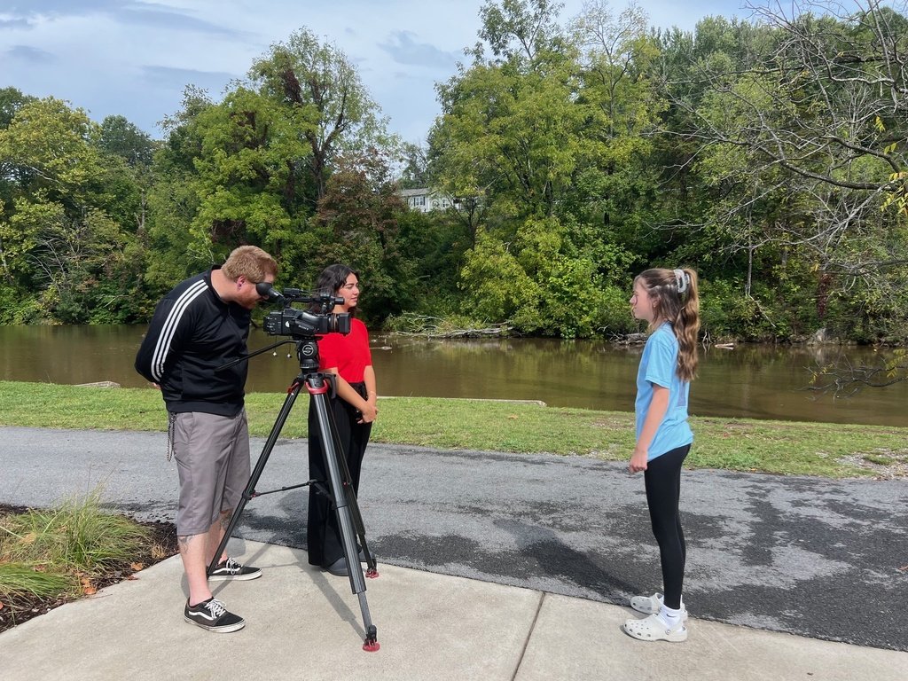 washcovaschools's tweet photo. Thank you to WCYB for highlighting a trip several Damascus Middle School students took to Laurel Creek Park. Click the link to read and watch the story: https://t.co/VVpJOn1Ly0 https://t.co/SFzX3CYzQo