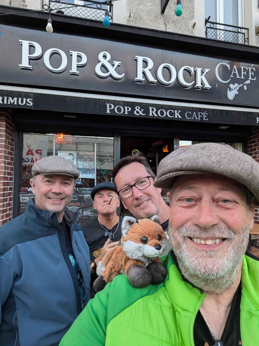 StevenAllenMort's tweet photo. Here is a picture of my travelling companion Carl Foxarty.
In a lager fuelled act of generosity he was donated to a 2  year old who loved him. 
Upon my return home, we had to find a new little buddy.
Ladies and gentlemen, I give you Barc Barquez!
@carlfogarty @marcmarquez93 https://t.co/z5OmA1ZSc5