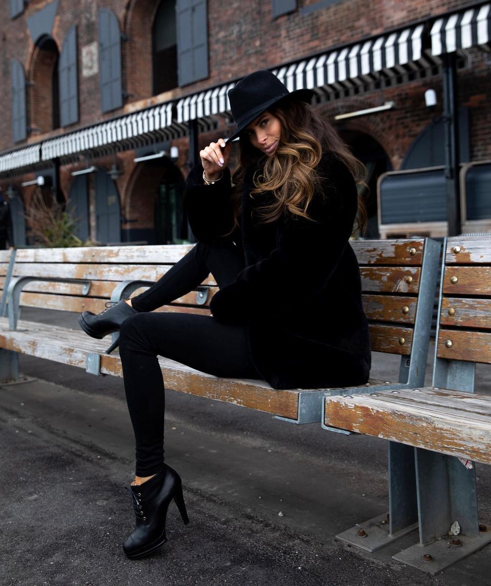 FsHooligans's tweet image. After a few days of busy work, I finally have a chance to relax a little