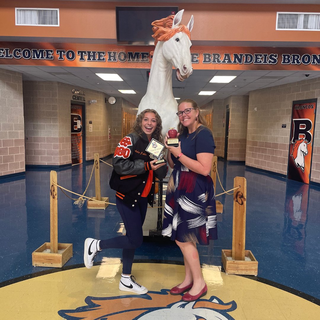 🌟Congratulations to our KCWX2 and Southern Careers Institute Student of the Week from Brandeis High School, Ada Mathias!

📺 The interview will air tomorrow evening during halftime of the Johnson vs. Brandeis football game from 6:30pm-10p, and during our Sunday replay 11a-2p