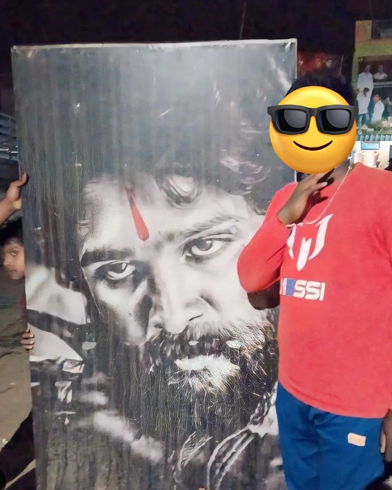 PushpaRaj1000's tweet photo. bhAAi fans support for #Devara ❤️🔥

Blockbuster kotaali 🔥🔥 Tarak Anna 
@alluarjun @tarak9999
https://t.co/y8Rh5UK3zJ