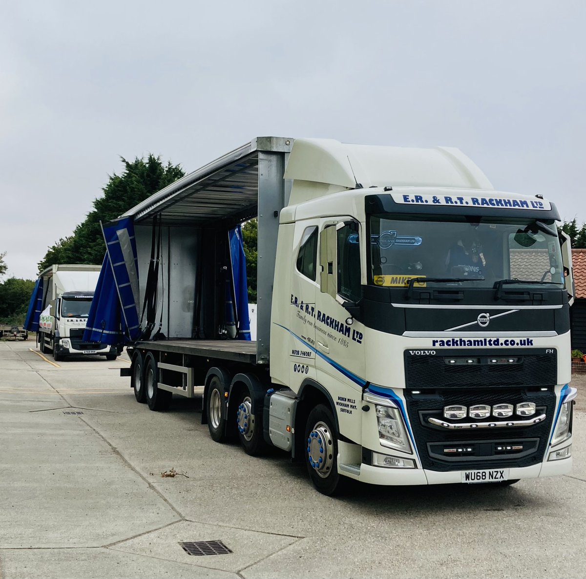 DebenMills's tweet photo. A few snaps from the past week or so 📸
#rackhamsforservice
#familyrunbusiness
#139years
#agricultural
#horticultural
#animalfeeds
#solidfuels https://t.co/gdu7tXp0iu
