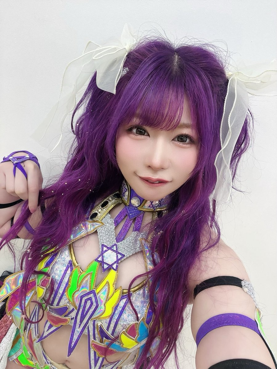 Feeling cute. Might kick butt later. 🙂🙂