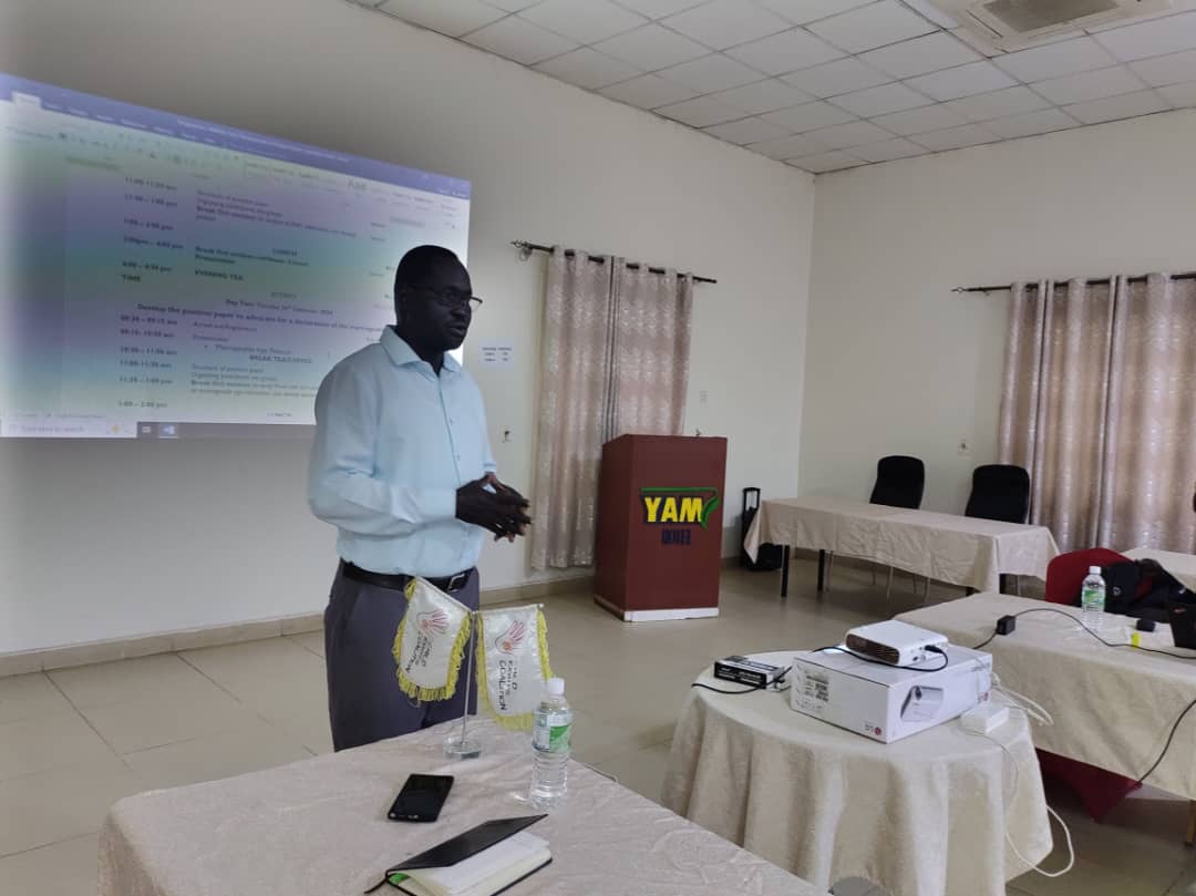 GarangTimdor's tweet photo. I had the privilege to close a 2 days workshop as a chairperson of Child Rights Coalition.The workshop brought 37 CSOs to develop position papers to advocate for declaration of marriage able age &amp; Ratification of the African Charter on the rights and welfare of the Child.#SSOT https://t.co/Qv5YQ0SYAe
