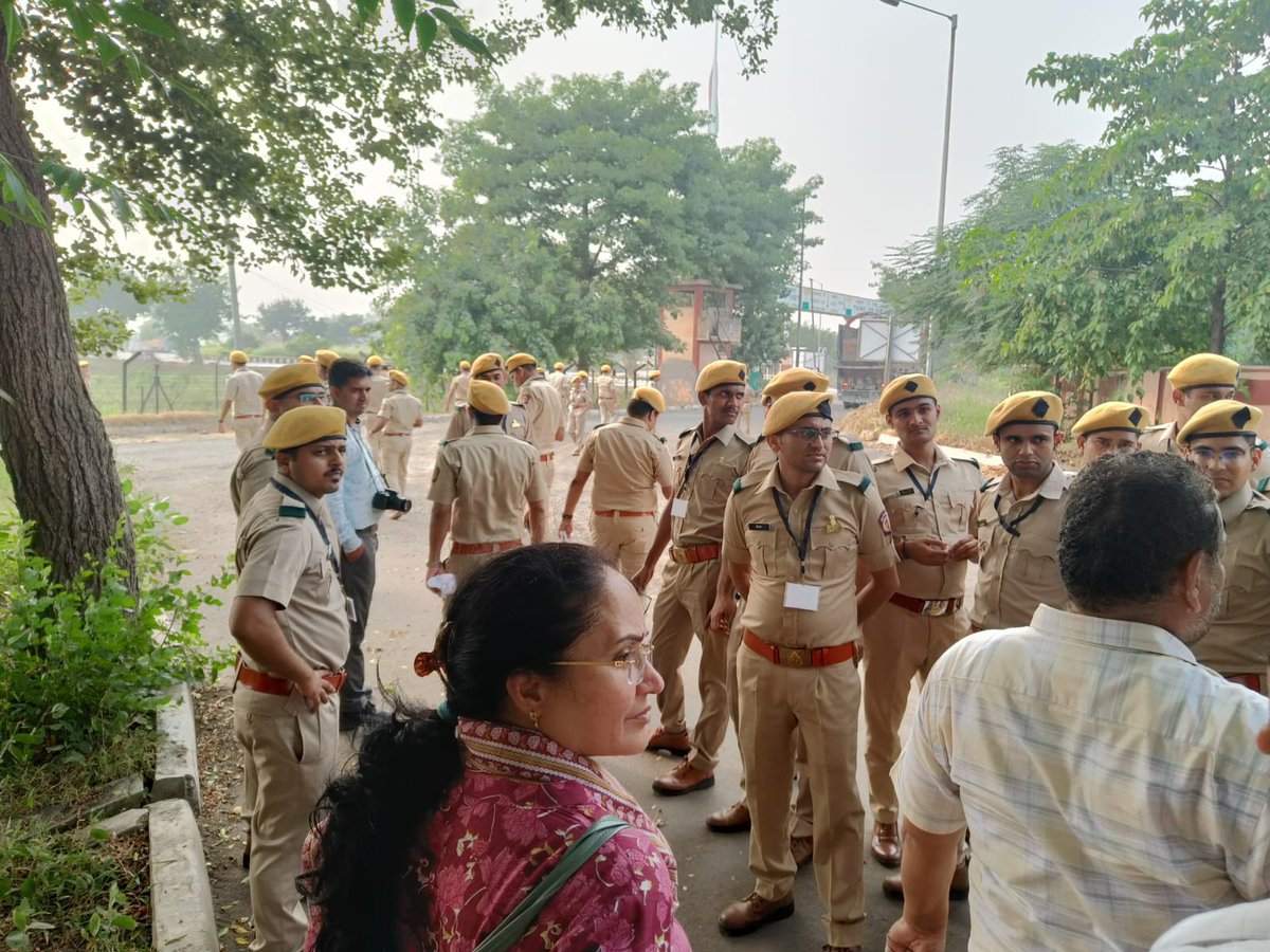 nacincbic's tweet photo. As a part of 14th induction course for Inspectors organised by NACIN Jaipur, a 2 days field attachment with Customs, Amritsar commenced on 26.09.2024. A field visit to ICD &amp; Cargo Complex, Customs Amritsar was also conducted. https://t.co/0DzFmROoeD