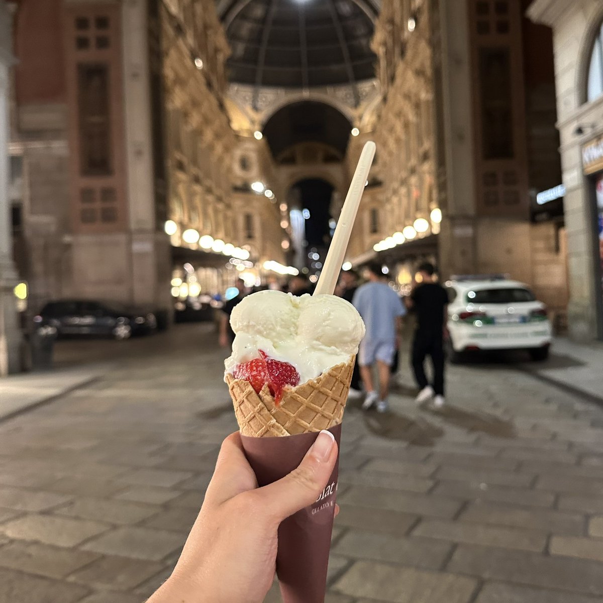Spectacular…gimme 14 of ‘em right now! 🍰🍓🍦