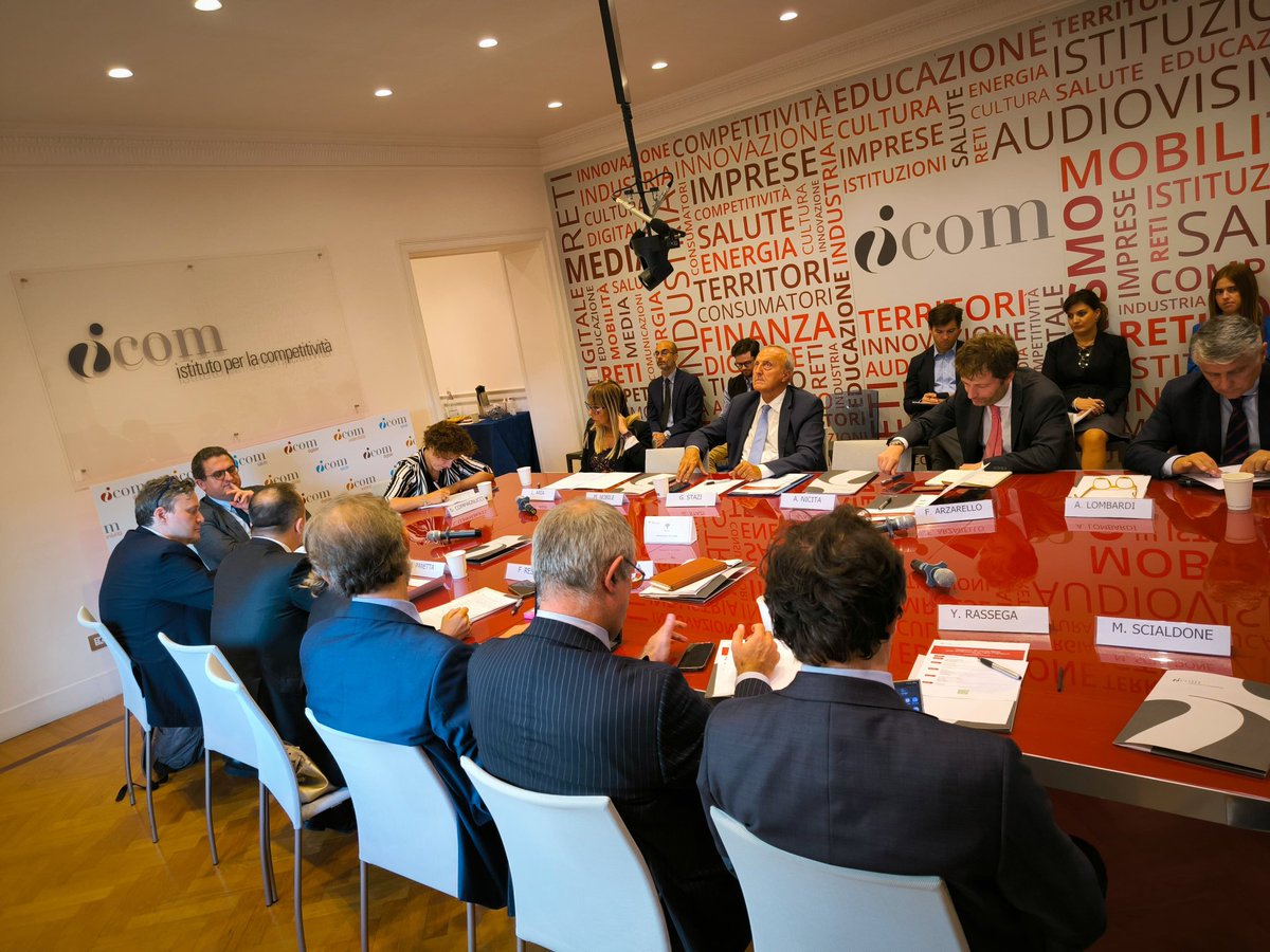 ICompetitivita's tweet image. 📢 “#Regolazione dei #mercati #digitali: quale coordinamento tra regole e regolatori?”

Ne parliamo al tavolo rosso 📍 I-Com con @7A_Man (@unisiena), @RoccoPanettaIT (@PanettaLawFirm) e numerosi altri ospiti 👇