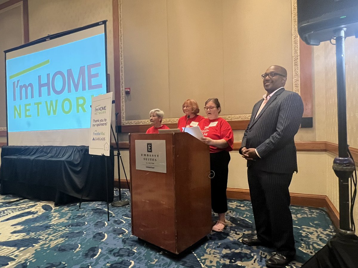 Say 2 of Im HOME convening w a tour of <a href="/claytonhomes/">Clayton</a> AZ facility, centering manf housing residents &amp; ways markets can better serve them. 

We, <a href="/ROCUSAorg/">ROC USA</a> &amp; @votejhiv also honored <a href="/DPrice4Congress/">David E. Price</a> for his decades of service to Arizonans &amp; the Manf Housing community.