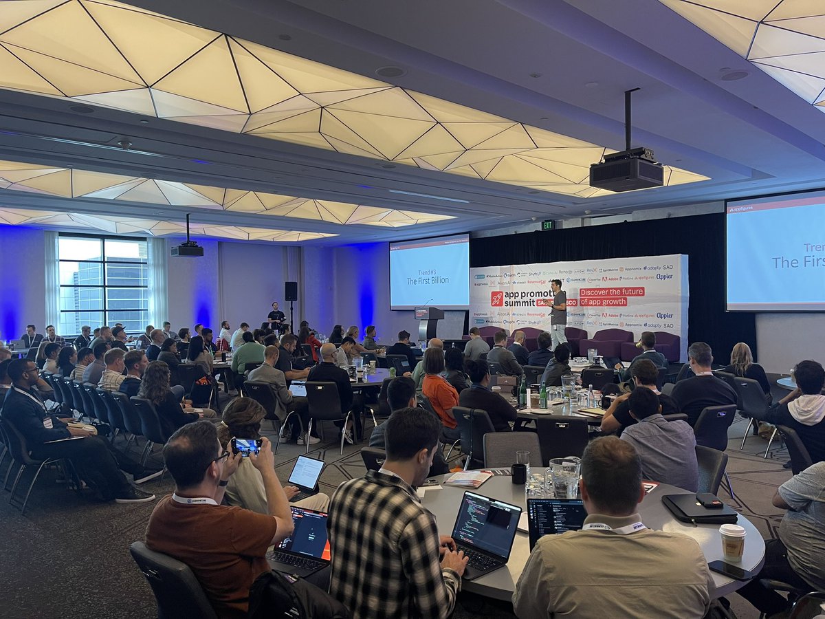 jamescoops's tweet image. App Promotion Summit San Francisco is Go 🚀 🚀 🚀 

#apssf #apps #growth