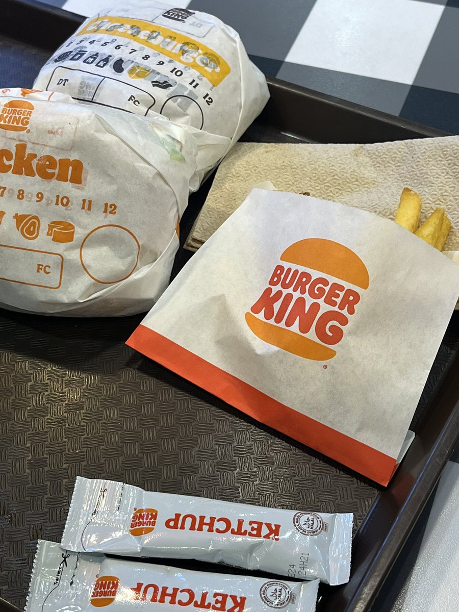 jay39143's tweet photo. 📍BURGER KING, GSC https://t.co/wPKqwX32Zq