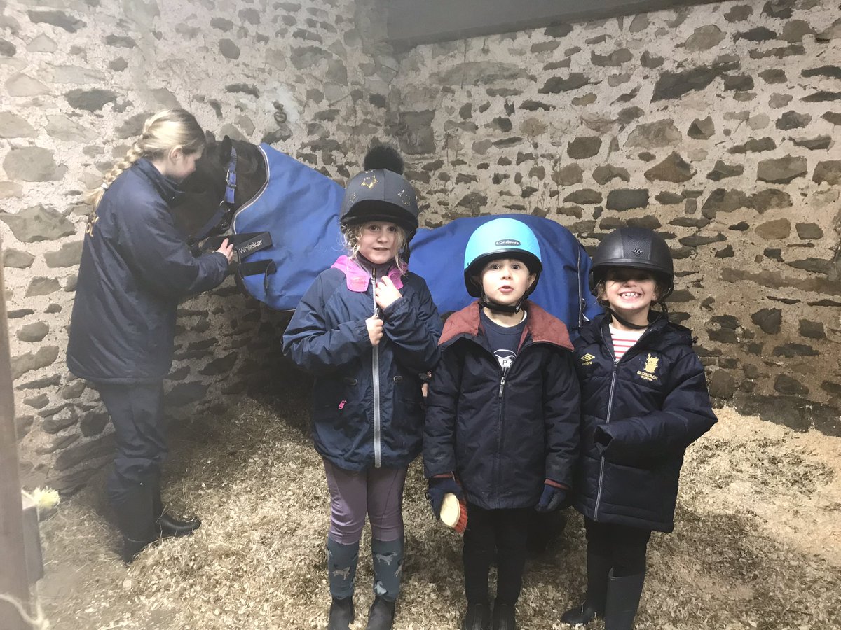 Sedbergh Prep Riding tweet media