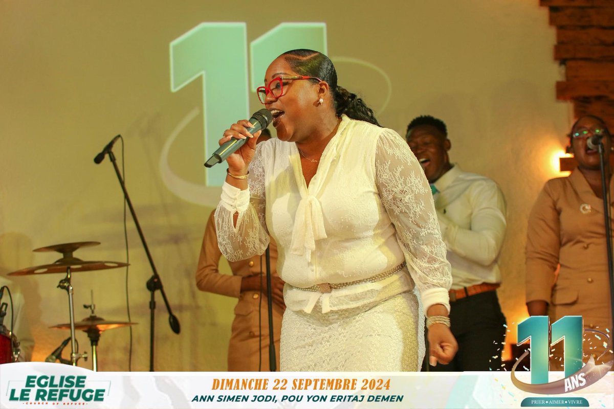 Barbaracassa's tweet image. Son w favè pou mwen 
Pou mwen adore W 🙌🏾
#pwomèspam