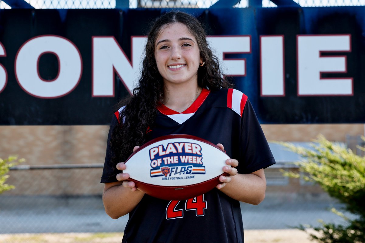 Congratulations to Aribella Spandiary of Maine South High School on being selected as Week 4 Chicago Bears Girls Flag Football Player of the Week.

She led her team to a perfect 4-0 record this past week, extending their season to 12-0 overall and 8-0 in conference play.
#Herstoy