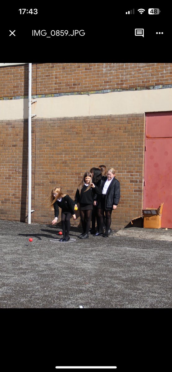 BCA French tweet media