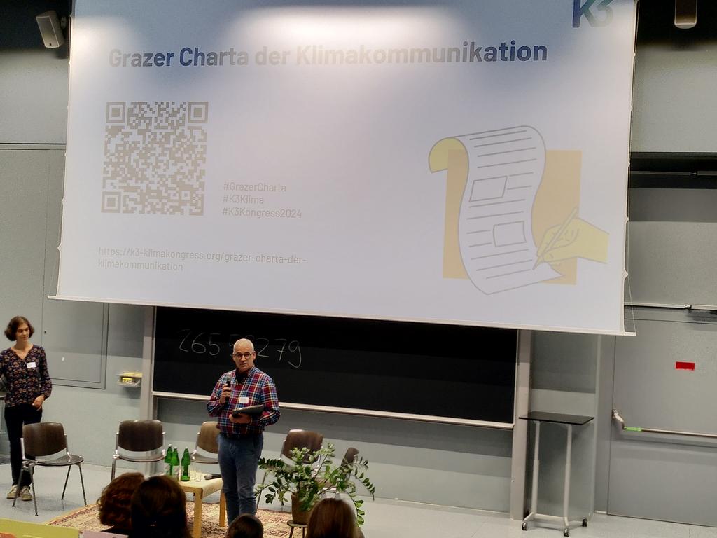 ESoederman (@esoeder) on Twitter photo Beim Klimakommunikations-Kongress <a href="/k3klima/">K3 Kongress zu Klimakommunikation</a> in Graz fordern Fachleute aus 🇦🇹🇩🇪🇨🇭einen Kurswechsel in der Kommunikation über #Klima #GrazerCharta #K3Klima
#K3Kongress2024 Beim Klimakommunikations-Kongress <a href="/k3klima/">K3 Kongress zu Klimakommunikation</a> in Graz fordern Fachleute aus 🇦🇹🇩🇪🇨🇭einen Kurswechsel in der Kommunikation über #Klima #GrazerCharta #K3Klima
#K3Kongress2024