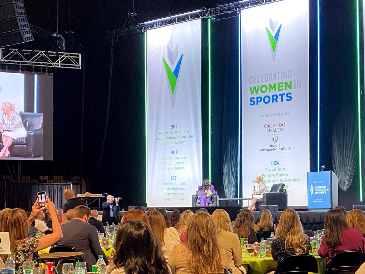 Uproar by Moburst tweet media