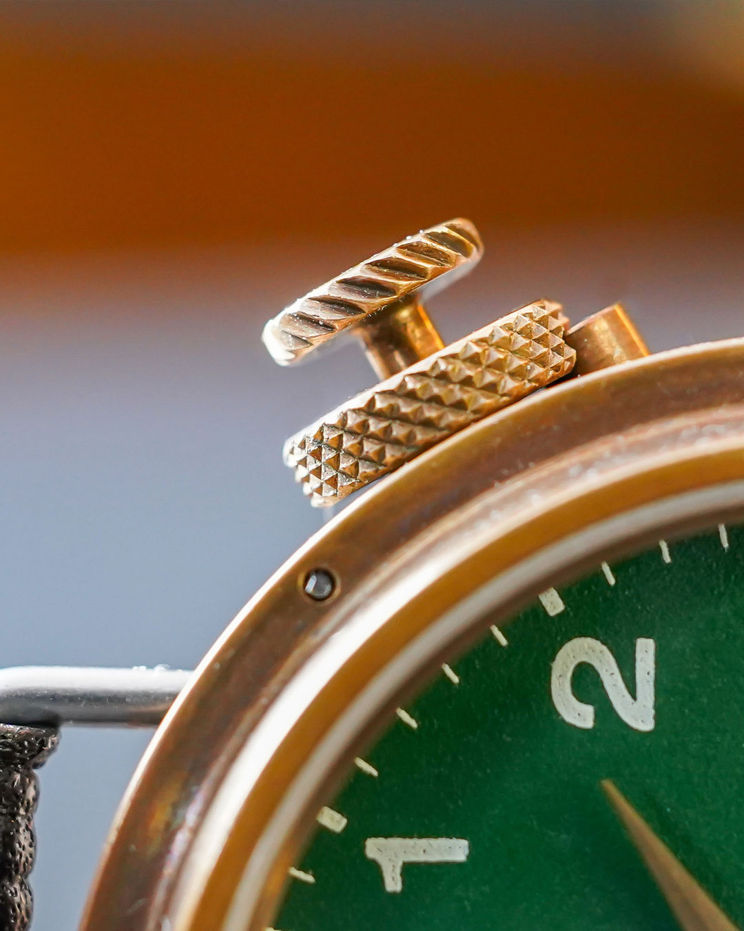 MONOCHROME Watches on X We ve recently discovered a humble yet very skilled Dutch watchmaker Fred Dingemans creating bespoke watches the traditional way under his brand D.M.H. Dingemans Mechanische Ho...