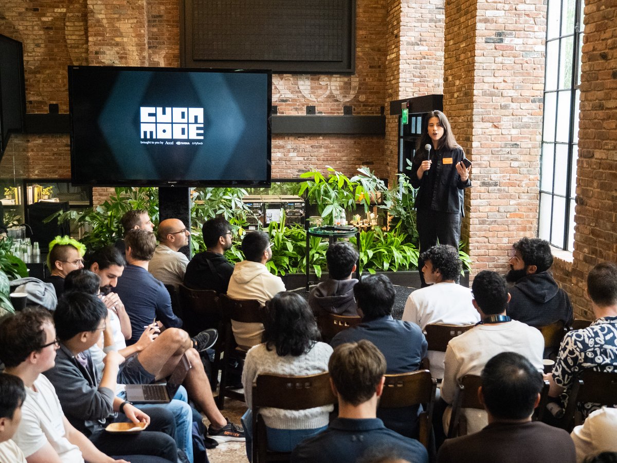 1/ A few months back, some friends from the GPU Mode (fka CUDA Mode) Discord server and I started talking about bringing the community IRL to plan a first-of-its-kind hackathon 🧵