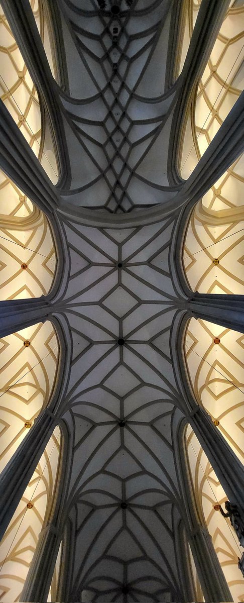 Fuori_magazine's tweet photo. #Brno https://t.co/g9Ghn0dRUL