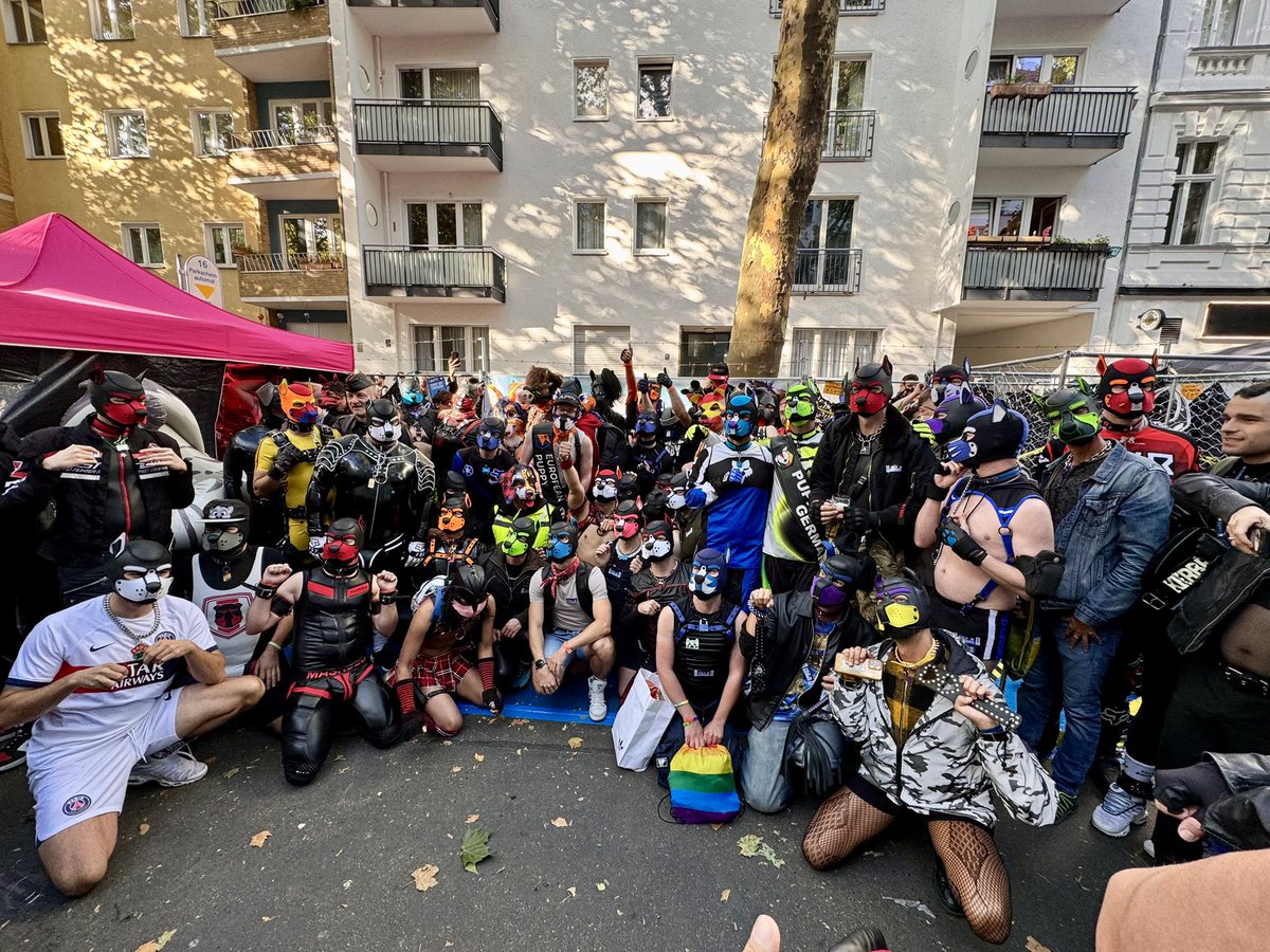 tybo_pup's tweet photo. FOLSOM Street Fair 2024 Berlin.
At that time on an Animal Farm. Group photo. https://t.co/TatHFU4C9R