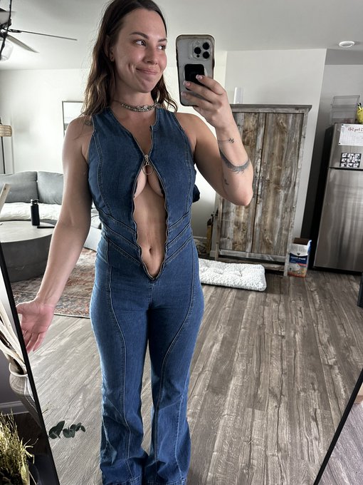 Guess I’m not wearing this today https://t.co/yzx5MCraY9