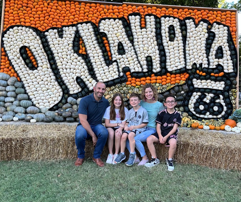 MetroFamily Magazine (@metrofamily) on Twitter photo The pumpkin patches are calling! π Which patches will your family be exploring this season? Get our full guide to pumpkin patches and farm fun near the metro here: bit.ly/2lWChFu
π· Pumpkinville at <a href="/MyriadGardens/">ππ²π«π’ππ ππ¨πππ§π’πππ₯ πππ«πππ§π¬</a> The pumpkin patches are calling! π Which patches will your family be exploring this season? Get our full guide to pumpkin patches and farm fun near the metro here: bit.ly/2lWChFu
π· Pumpkinville at <a href="/MyriadGardens/">ππ²π«π’ππ ππ¨πππ§π’πππ₯ πππ«πππ§π¬</a>