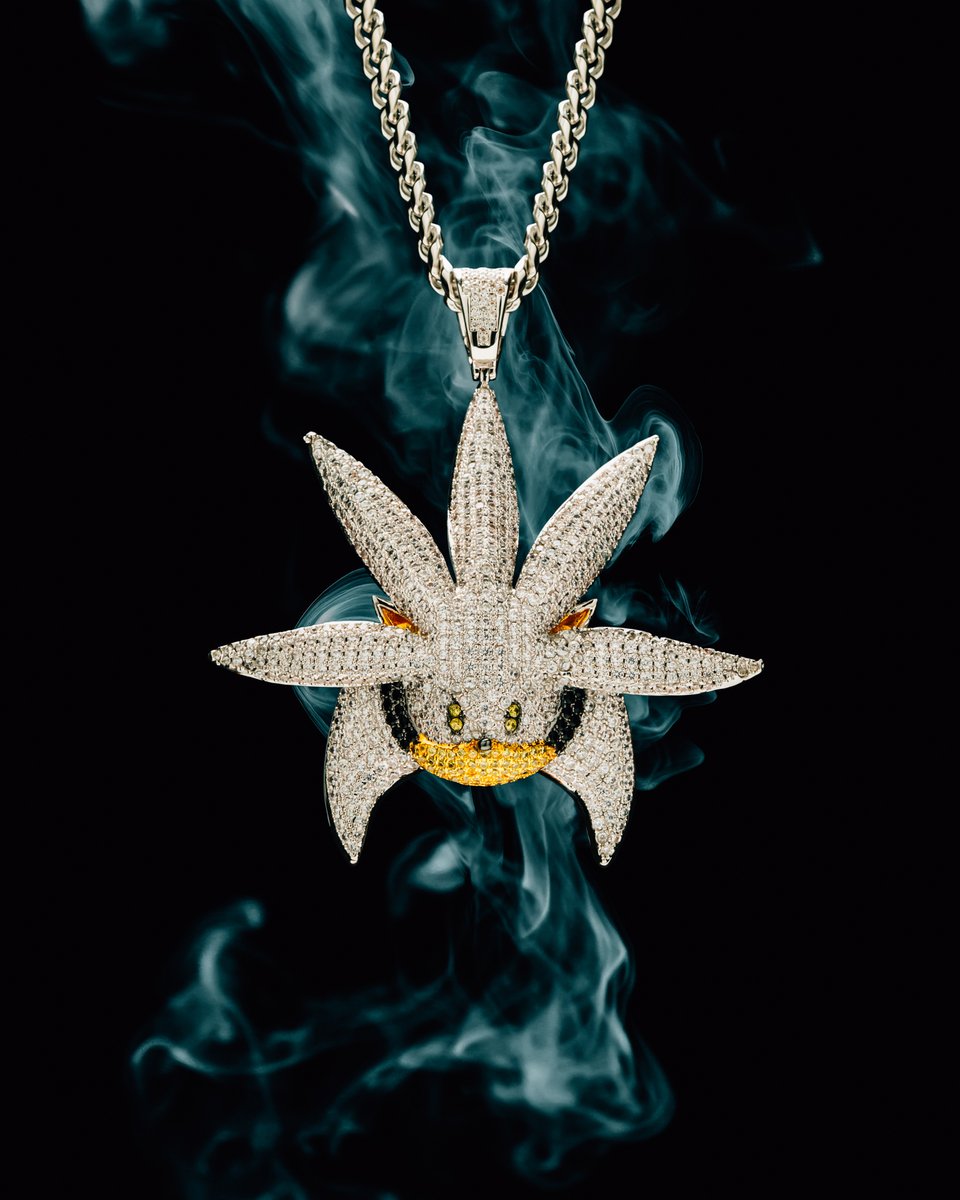 sonic_hedgehog's tweet photo. Metal Sonic, Blaze the Cat, Silver/Super Silver the Hedgehog are available now as part of the new Sonic the Hedgehog x @officialKingIce Collection! #KingIce