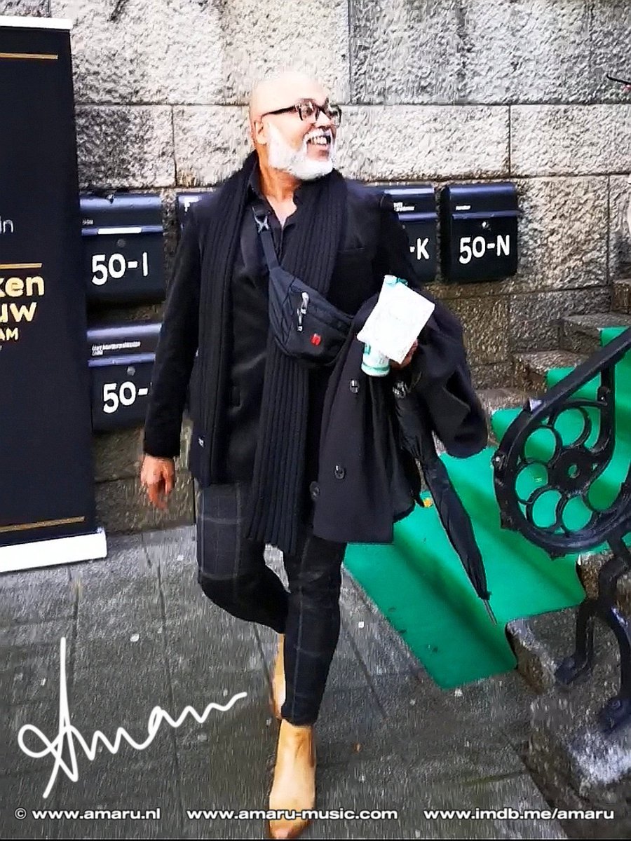 amaruonline's tweet image. Caught by the paparazzi leaving an event... ☺️ #amaru #EHET #indie #singer #songwriter #actor #estehombreeltesoro #youtube #music #fashion #recordingartist #amarumusic #outandabout #thecrimeofsilence #paparazzo #paparazzi