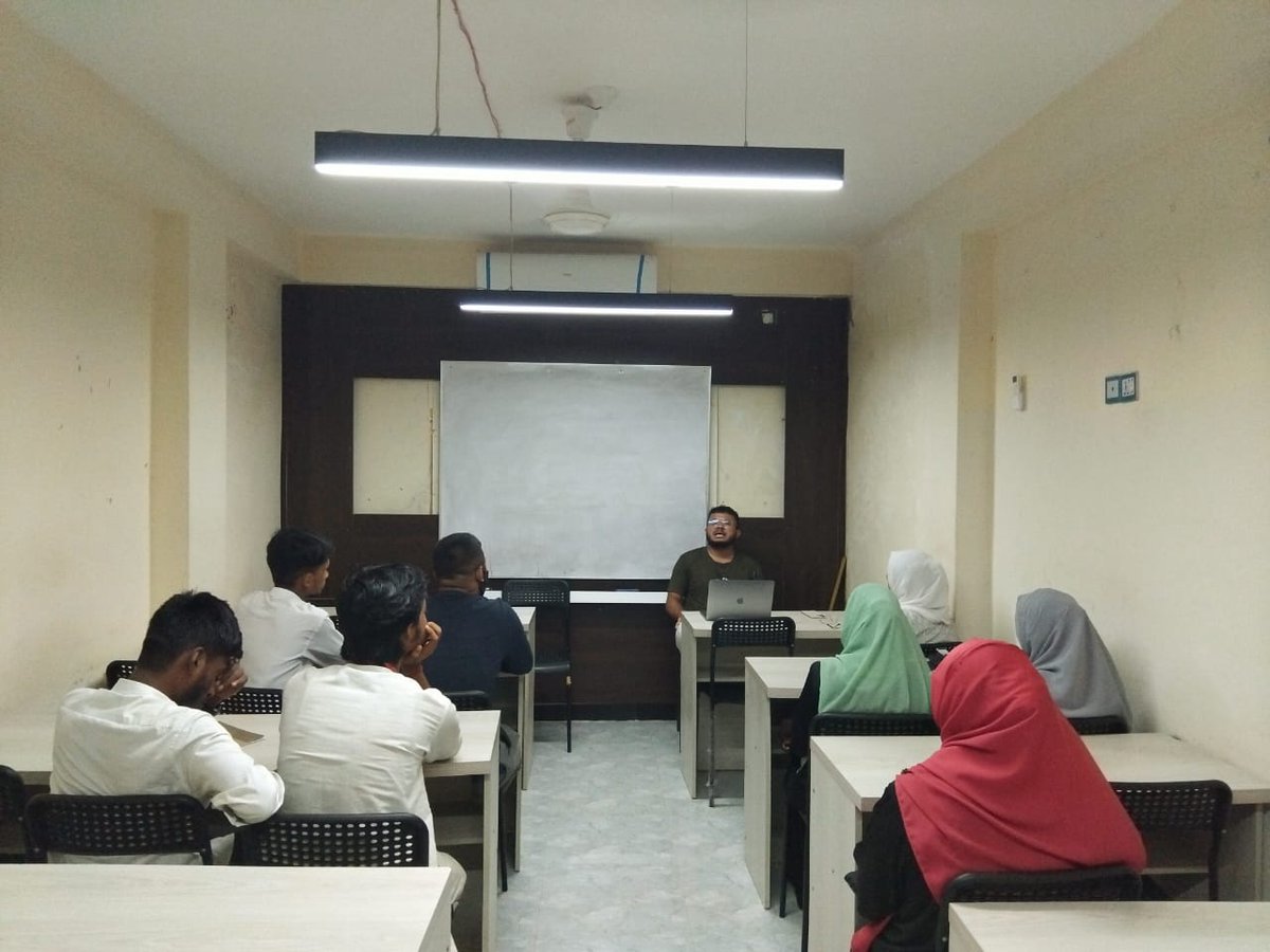 HamidKysar's tweet photo. Its always my pleasure to work with youths. After long time, I met our Sexual Reproductive Health team at #YASID today. Those volunteers were trained by LETS on reproductive health. They are so excited to start teaching reproductive health education to their own community people. https://t.co/iRfHQSFcNI