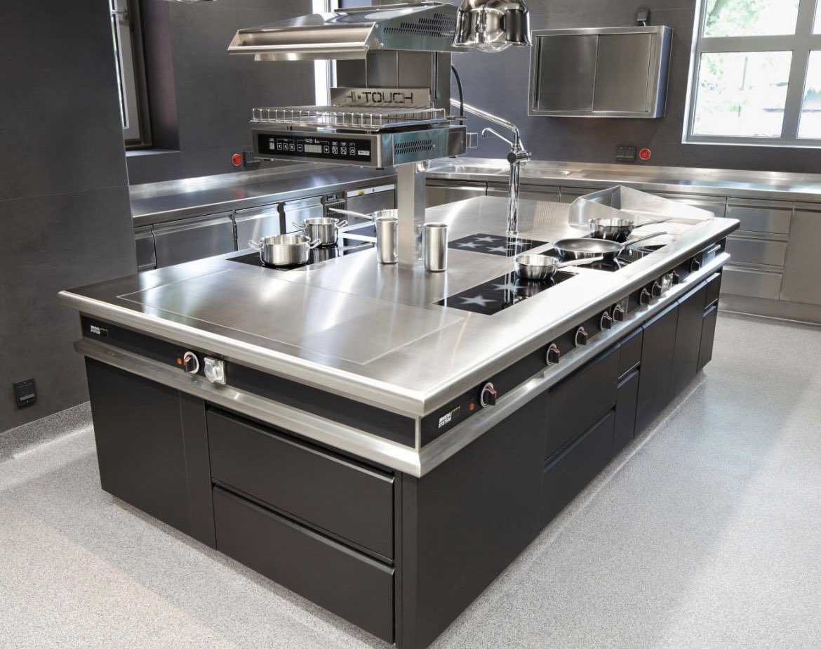 Natalie_Courbet's tweet image. 🌟Did you know? You can customise Menu System cooking suites in any RAL color to perfectly match your design vision! Elevate your space with style and functionality.🌟 

#MenuSystem #TheFineArtofCooking #ExclusiveRanges #Hospitality #Foodservice #cookingsuite #commercialkitchen