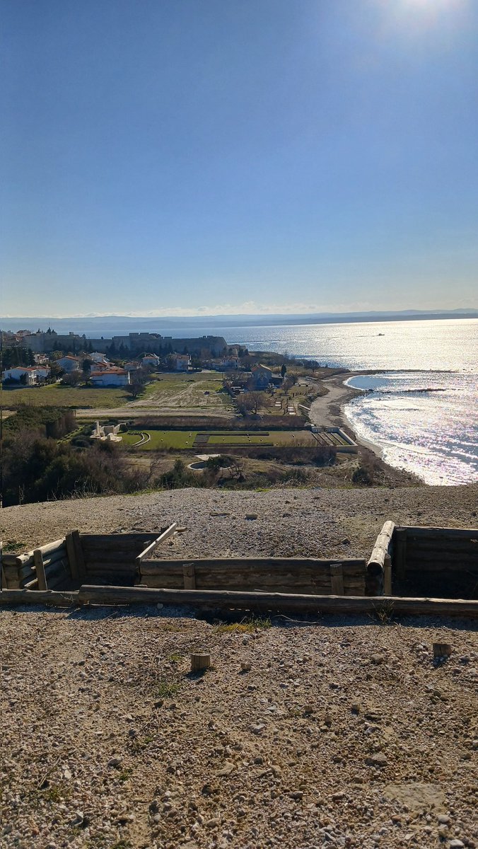 Canım tekrar çanakkale'ye gidip o anı o atmosferi ve o ruhu yeniden yaşamak, çanakkale'nin güzelliği ile yeniden büyülenmek istedi❤️