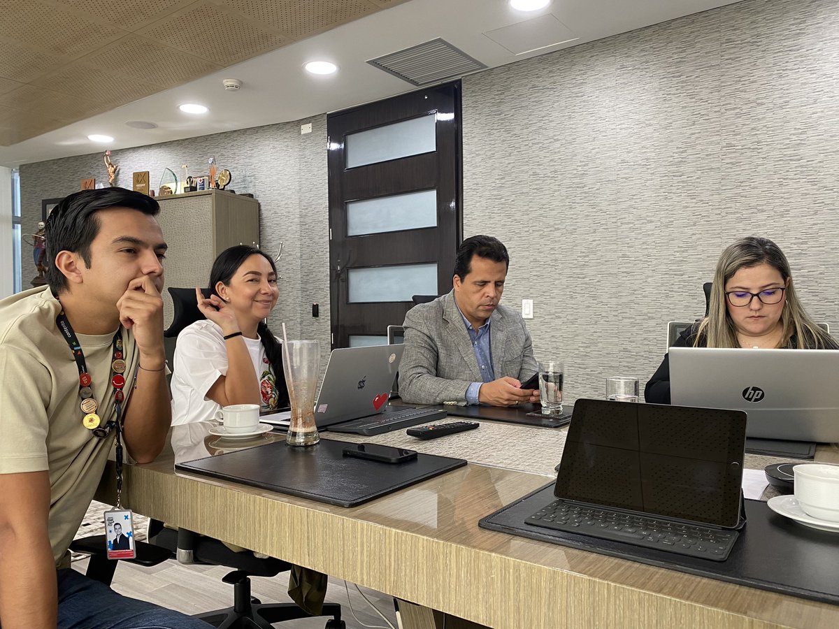 Uriel Sánchez tweet media