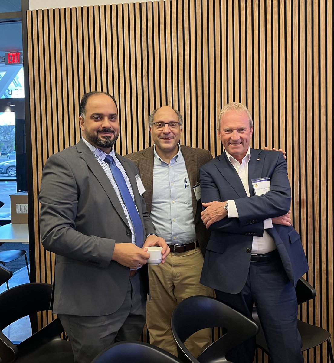 Excellent kickoff the Nesbit weekend in AA with Dr Peter Gilling presenting Grand Rounds and wonderful HoLEP CME event lead by Dr. John Wei. Joel Funk's wise words for learners to choose 70 plus /minus 15 gram prostate. #Nesbit2024#HoLEP or Bust
<a href="/UMichUrology/">Michigan Urology</a> <a href="/UMUroResidency/">UM Urology Residency Program</a>