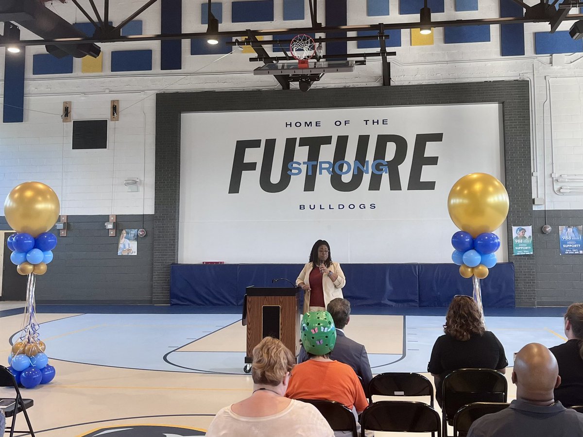 thestarksnest's tweet image. An amazing ribbon cutting @GrandviewCSD4’s CAIR! #FutureStrong