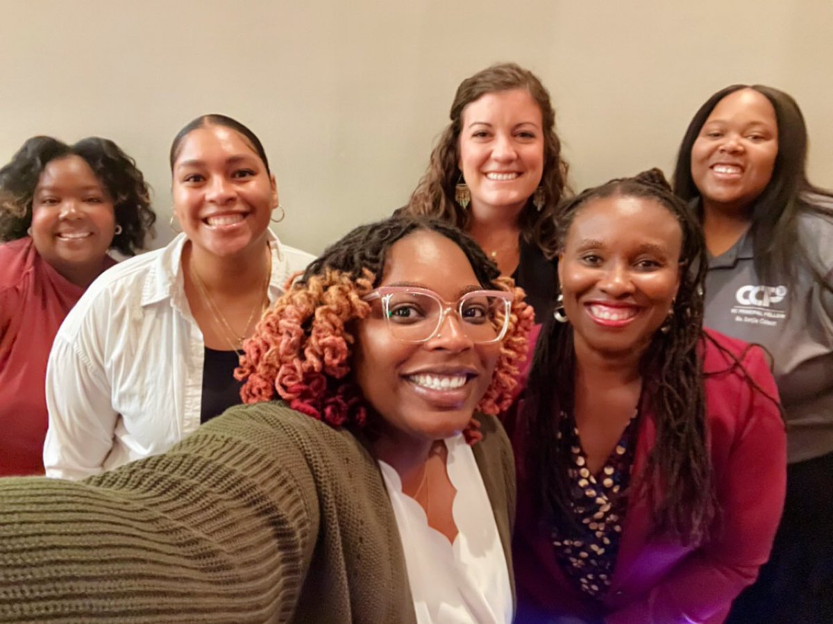 TeachWithFateya's tweet photo. A little of my CCP3 family 🫶🏾 
My opinion may be a little biased, but I believe we have some of the best professors ever! @NorthCcp3 @NCCUSOE @NCCU https://t.co/8hcUNDIiF9