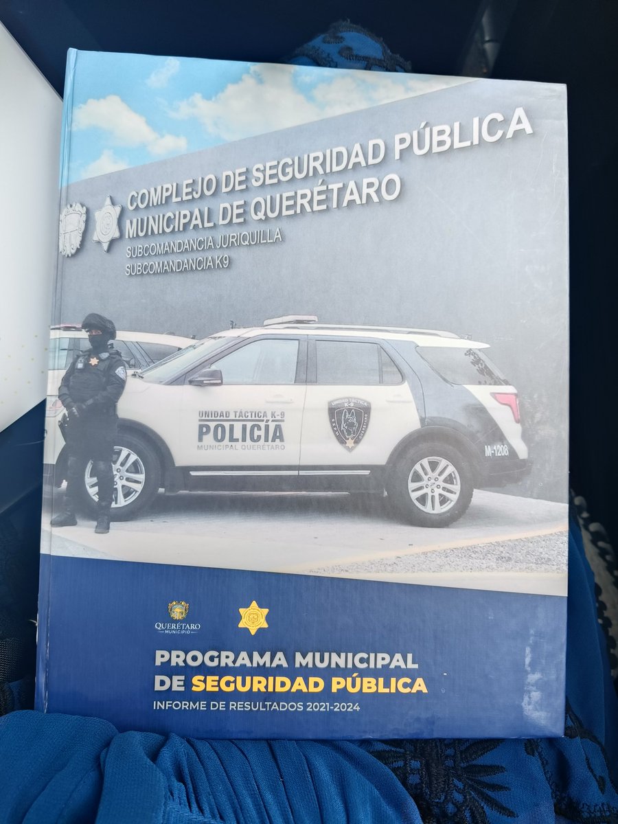 AlamosSegunda's tweet photo. Reconocemos y felicitamos a la @SSPMQueretaro  por toda su labor en este periodo y agradecemos a @FeliFerMacias  por dejar que continúe a cargo al secretario Juan Luis Ferrusca al cuidado de los ciudadanos. @qromunicipio @LuisBNava https://t.co/zykjmAnY31