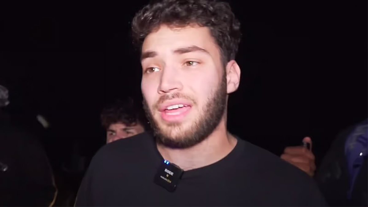 FearBuck tweet media