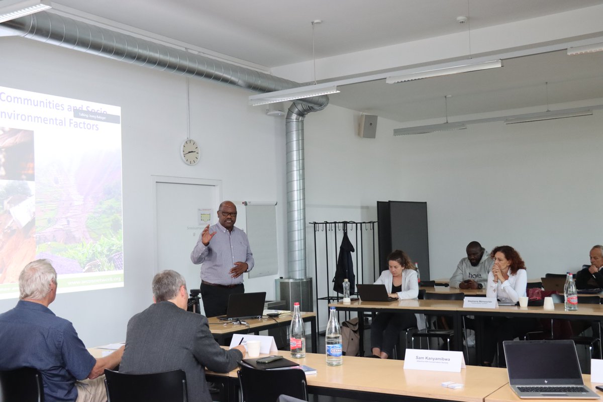 ARCOSNetwork's tweet photo. Today, at the University of Bern , ARCOS' CEO presented in a workshop titled "Building Resilience to Climate Change Through Mountain Nature-Based Community Enterprises in Africa". The event brought together scholars &amp; funding organizations to share concrete experiences. https://t.co/GOjVKWxIoR
