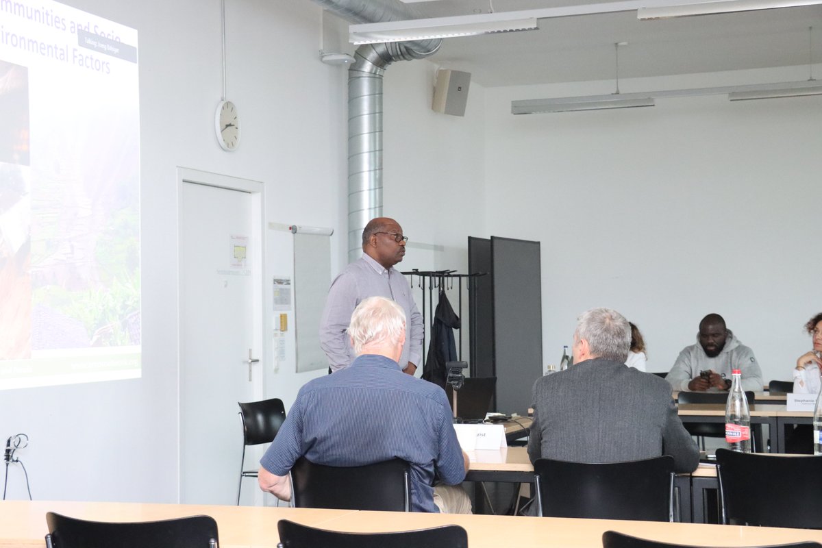 ARCOSNetwork's tweet photo. Today, at the University of Bern , ARCOS' CEO presented in a workshop titled "Building Resilience to Climate Change Through Mountain Nature-Based Community Enterprises in Africa". The event brought together scholars &amp; funding organizations to share concrete experiences. https://t.co/GOjVKWxIoR