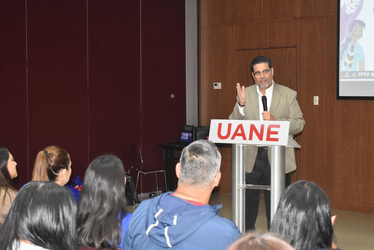 En el foro “Y cuando me gradúe ¿qué sigue? 
Agradecemos a la UANE por brindarnos sus instalaciones para la realización de este evento y a nuestras panelistas por compartir su experiencia y conocimiento en áreas clave como el emprendimiento, investigación e industria. 💼🌟