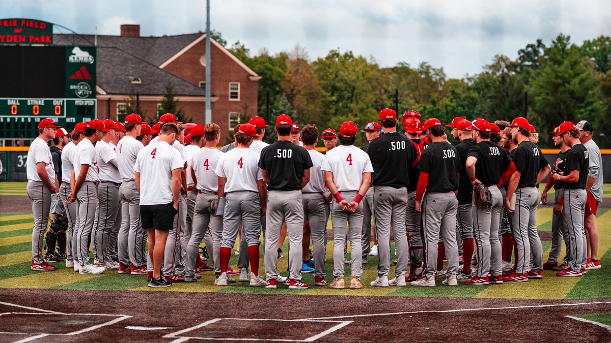 Getting better every day💪
#RiseUpRedHawks | #LoveAndHonor