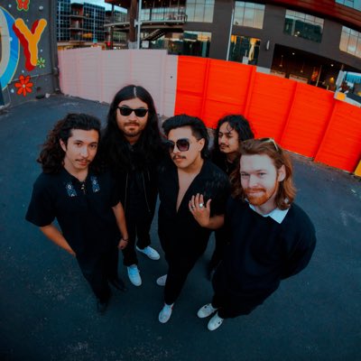 flightbynothing tweet media